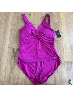 NWT Lauren Ralph Lauren Women's Swimsuit Size 16